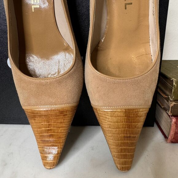 Chanel Beige Suede Heels Mixed Media Exotic Lizard Pointed Cap Toe Size 37.5 - Picture 2 of 11
